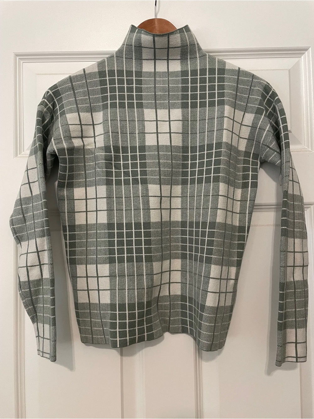 Tahari XS Green Plaid Mock Turtleneck Sweater